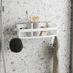 Etagère de douche adhésive